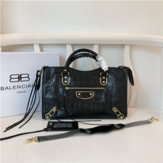 BALENCIAGA 발렌시아가 시티 모터백 라지 38CM B50093 2020신상