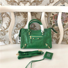 BALENCIAGA 발렌시아가 자이언트 시티 30CM  B904467신상