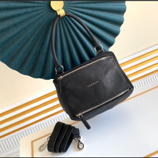 GIVENCHY 지방시 판도라 스몰 23CM G50016 신상