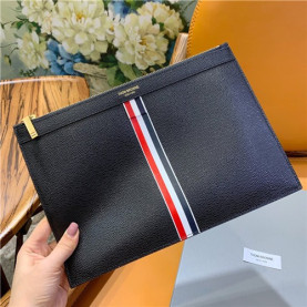 THOM BROWNE 톰브라운 클러치 TB3006231 신상