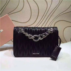 MIUMIU 미우미우 체인백 5BD015-1 2020/신상