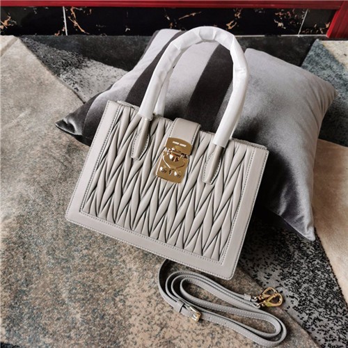 MIUMIU 미우미우 토트&숄더백 5BA126-1 2020/신상
