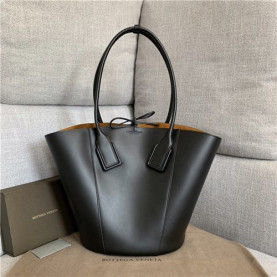 BOTTEGA VENETA 보테가베네타 바스켓 라지 토트백 57681-3 신상