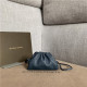 BOTTEGA VENETA 보테가베네타 버터카프 미니 파우치백  585855-4 신상