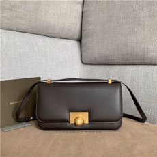 BOTTEGA VENETA 보테가베네타 RONDE 숄더백 B4000-2신상