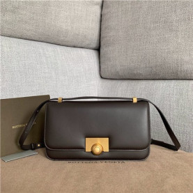 BOTTEGA VENETA 보테가베네타 RONDE 숄더백 B4000-2신상