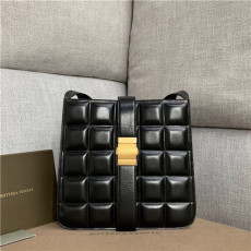 BOTTEGA VENETA 보테가베네타 마리백 BV578344-1 신상