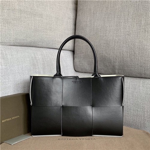 BOTTEGA VENETA 보테가 베네타 슬립백 BV609175 신상