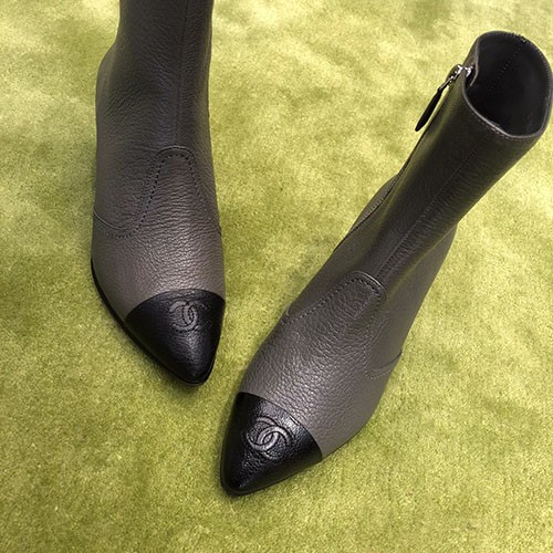 CHANEL 샤넬 부츠 (250사이즈 주문제작)