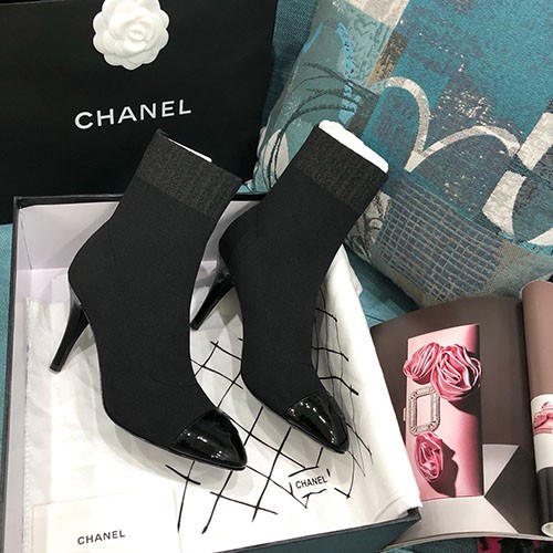 CHANEL 샤넬 부츠 봄신상 굽높이8.5CM (250사이즈 주문제작)