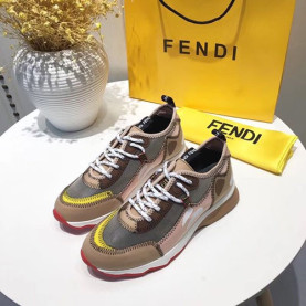 FENDI 펜디 남여공용 스니커즈 봄신상 A20