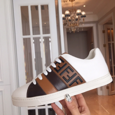 FENDI 펜디 남여공용 스니커즈 봄신상