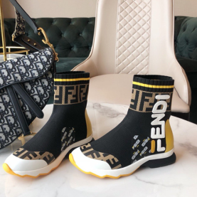 FENDI 펜디 부츠 신상