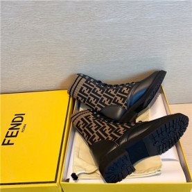FENDI 펜디 부츠 0240 신상 (250사이즈 주문제작)