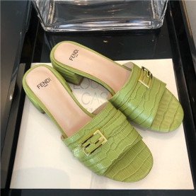 FENDI 펜디 여성용 슬리퍼 F10080-1 2020/신상