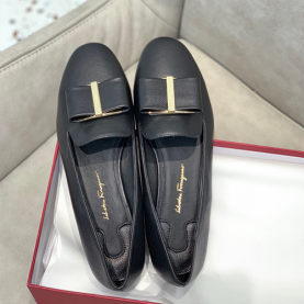 FERRAGAMO 페레가모 여성용 단화 굽높이1CM F94008 2020/신상