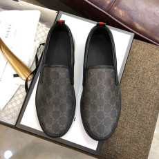 GUCCI 구찌 남성용 스니커즈봄신상