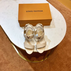 LOUIS VUITTON 루이비통 샌들봄신상