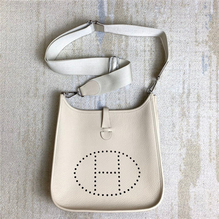 47위 HERMES 에르메스 에블린 백 28CM 오리지날 정품가죽사용 (100%수작업) H585410-9