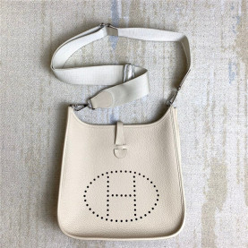 47위 HERMES 에르메스 에블린 백 28CM 오리지날 정품가죽사용 (100%수작업) H585410-9