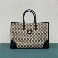 CELINE 셀린느 카바스 트리옴페 토트백 C015010 신상