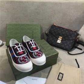 GUCCI 구찌 여성용 스니커즈 G31050-3