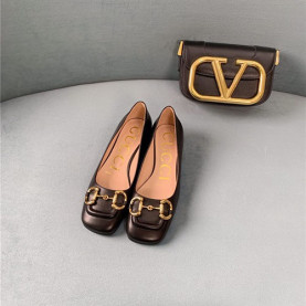 GUCCI 구찌 여성용 샌들 (굽높이2.5CM) G54108-1