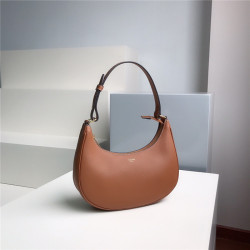 CELINE 셀린느 스무스레더 카프스킨 아바 호보백 C193953 신상
