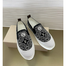 LOUIS VUITTON 루이비통 여성용 슬립온 L69008