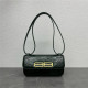 BALENCIAGA 발렌시아가 가십 BB장식 텍스처 숄더백 B59056