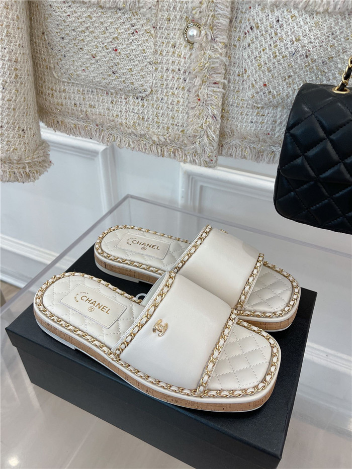 CHANEL 샤넬 여성용 슬리퍼 C64100