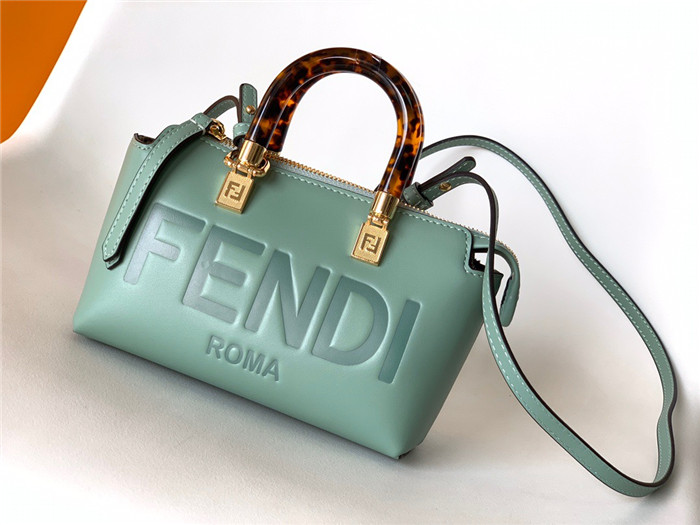 FENDI   펜디 베드워이 미니백 F6820
