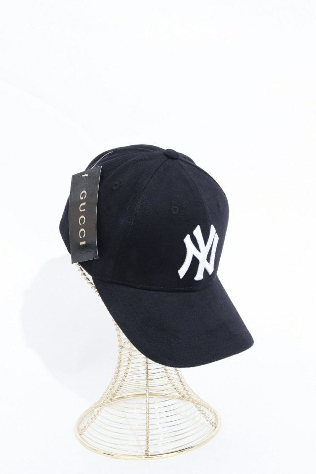GUCCI 구찌 NY 나비패치 볼캡