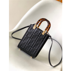 FENDI   펜디 선샤인 미니 크로스백 F8051