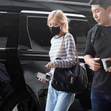 [블랙핑크 로제] SAINT LAURENT 생로랑 제이미 라지 숄더백 Y515822