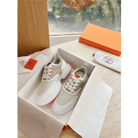 HERMES 에르메스 여성용 스니커즈 H60404