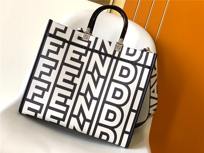 FENDI  펜디 선샤인 쇼퍼백 F8372