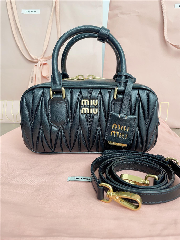 MIUMIU 미우미우 보스턴백 5BB14