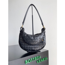 BOTTEGA VENETA 보테가베네타 제멜리  B776764