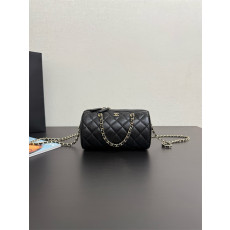 21위 CHANEL 샤넬 미니 볼링백 AS1188