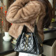  CHANEL 샤넬 크루즈 스몰 호보백 램스킨 블랙 AS5293
