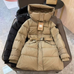 BURBERRY 버버리 허리벨트 하프 패딩 2COLOR