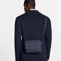 LOUIS VUITTON 루이비통 보딩 메신저백 M15260