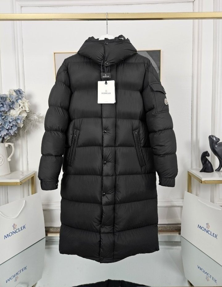 MONCLER 몽클레어 하노베리안 구스다운 롱패딩