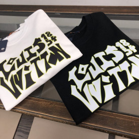 LOUIS VUITTON 루이비통 그래픽 로고 맨투맨