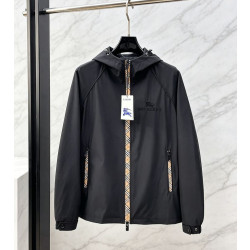BURBERRY 버버리 607154 클래식 체크 지퍼 라인 후드 자켓