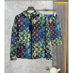 LOUIS VUITTON 루이비통 60224 워터 컬러 모노그램 윈드브레이커+쇼츠 세트