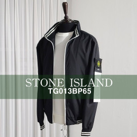 STONE ISLAND 스톤아일랜드 로고패치 라인 자켓