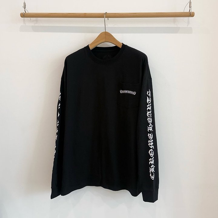 CHROME HEARTS 크롬하츠 스크롤 로고 롱 슬리브