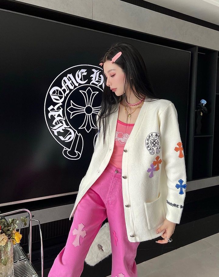 CHROME HEARTS 크롬하츠 7082 멀티 컬러 레더 크로스 패치 니트 가디건 2COLOR